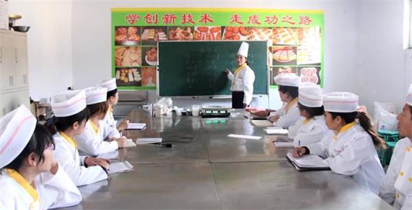 金麥佳餐飲加盟連鎖培訓學(xué)校評價(jià)怎么樣呢? 金麥佳餐飲加盟連鎖培訓學(xué)校評價(jià)怎么樣呢?