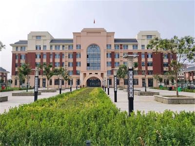石家莊技師學(xué)院能學(xué)習做美工嗎? 石家莊技師學(xué)院能學(xué)習做美工嗎?